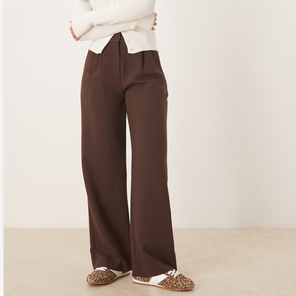 NWT Abercrombie & Fitch Curve Love Sloane Tailored Wide Leg Pant in Dark Brown